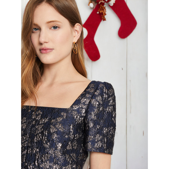 (60% OFF) NWT Club Monaco Brocade Blue Multi Puff Sleeve Blouse Size 6 MSRP $168 - Picture 3 of 6